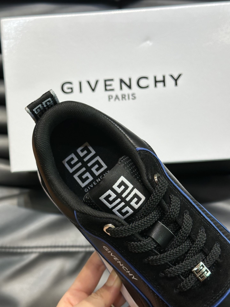 Givenchy Sneakers